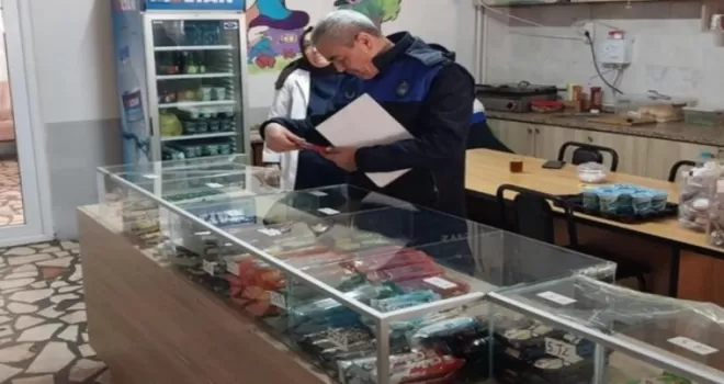 Bursa İnegöl Zabıtası’ndan okul kantinlerine yakın mercek