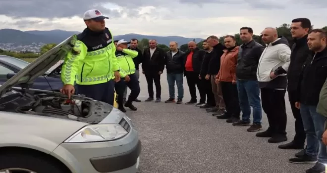 Bursa Jandarma Trafik’ten şoförlere güvenli sürüş eğitimi