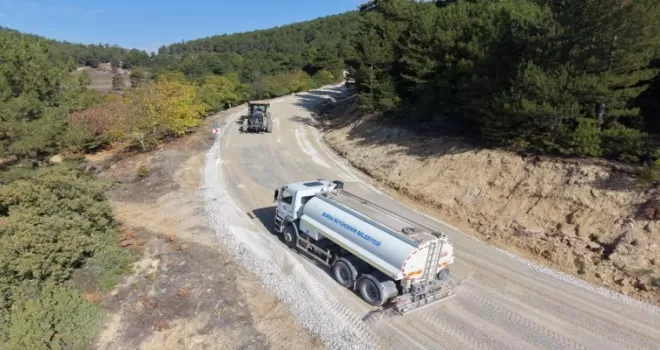 Bursa Keles’in üç mahallesinde yol mesaisi