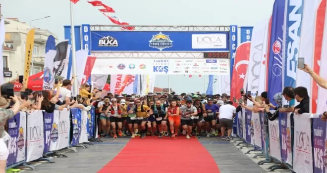 Bursa Mudanya’da 1040 sporcu tarihin izinde koştu