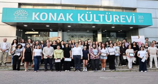 Bursa Nilüfer’de liseliler kitap kapaklarıyla yarıştı