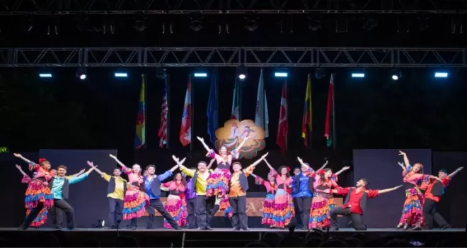 Bursa Nilüfer Halk Dansları İtalya’dan ödülle döndü