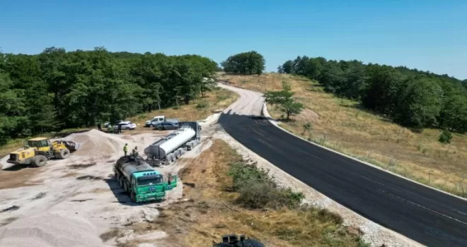 Bursa’nın 3 ilçesinde 50 kilometrelik yola Büyükşehir yenilemesi