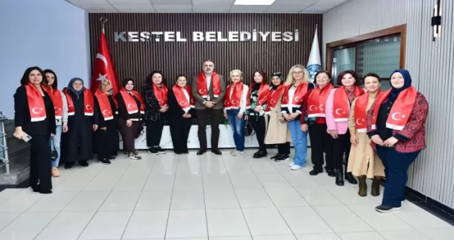 Bursa’nın kadın muhtarlarından Kestel Belediyesi’ne ziyaret