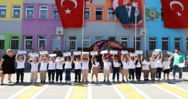 Bursa Osmangazi’de 400 öğrenciye ücretsiz tenis eğitimi