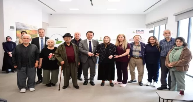 Bursa Osmangazi’de Başkan Aydın BAREM üyelerinin mutluluğunu paylaştı