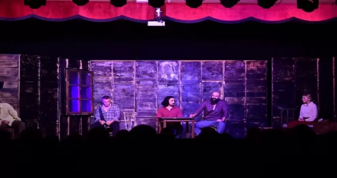 Bursa Osmangazi’de ‘Duvarların Ötesi’ni sanatseverlerle buluşturdu