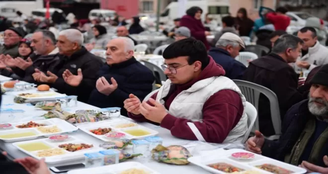 Bursa Osmangazi’de Ramazan sofrası Sırameşeler’de kuruldu