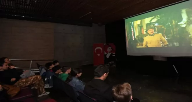 Bursa Osmangazi’de sinema tarihle buluştu