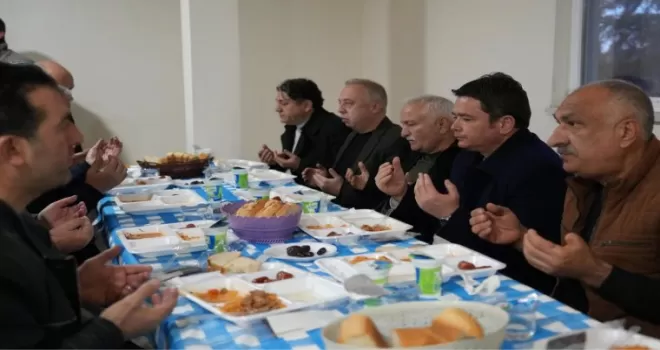 Bursa Osmangazi Güneybudaklar sakinleri ile oruç açtı