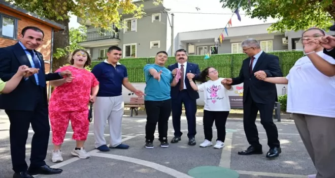 Bursa Yıldırım’da özel öğrencilerin heyecanına ortak oldu