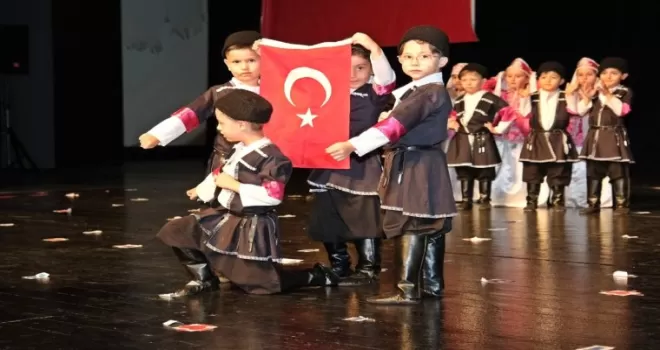 Bursa Yuvam’da yıl sonu coşkusu