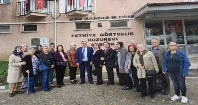 Bursalı emeklilerden huzurevine anlamlı ziyaret