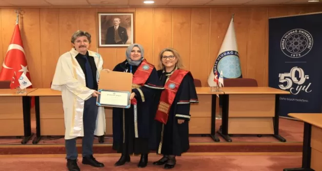 BUÜ’de profesörlük belgeleri törenle takdim edildi