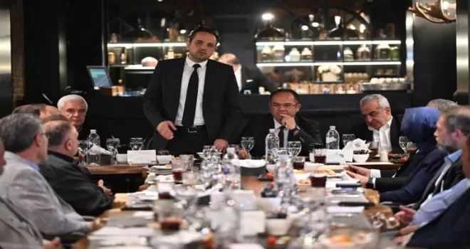 BUYSAD’da bayrak değişimi