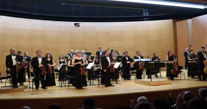 Çanakkale destanı Bursa’da senfonik ezgilerle yankılandı