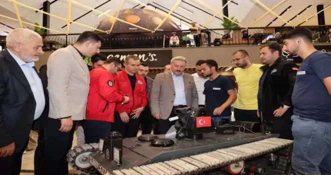 Çarşı Melikgazi’de teknoloji ve bilimle dolu bir gün yaşandı