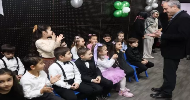 Çayırova’da çocuk kulüplerinde karne coşkusu