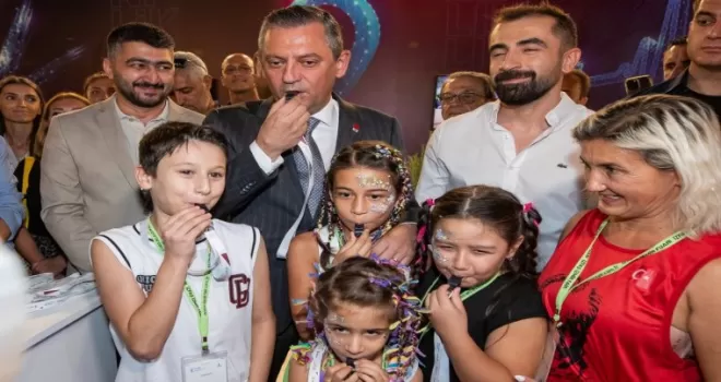 CHP Lideri Özel: “Kentsel dönüşüm için uyarı düdüğü çalacağız“