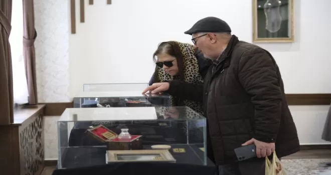 Çorum’da “Kutsal Emanetler Sergisi” Bedesten’de açıldı