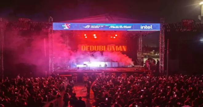 Dedublüman rüzgarı Ankara’da esti