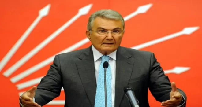 Deniz Baykal alternatif grup toplantısında konuştu