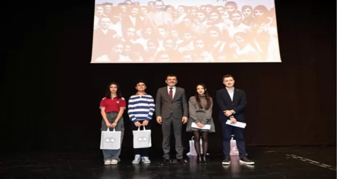 Denizli Büyükşehir’den öğrencilere ek kaynak desteği