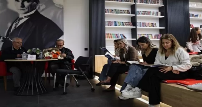 Denizli’de Cumhuriyet coşkusu ’Sessiz Okuma’ ile taçlandı