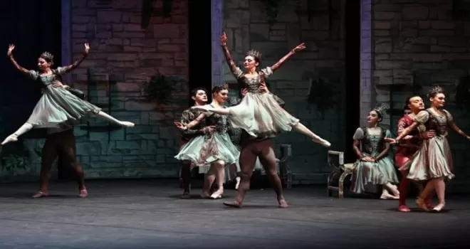 Denizli’de Opera ve Bale Günleri ‘Kuğu Gölü’ ile görkemli final yaptı