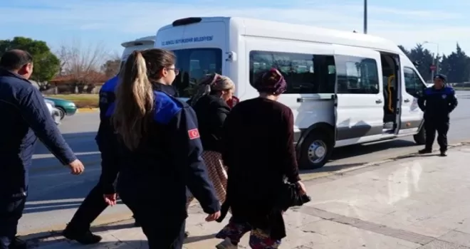 Denizli’de zabıta ekipleri dilenci denetimlerini artırdı