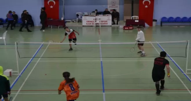 Didim Badminton Turnuvası'na ev sahipliği yapıyor 