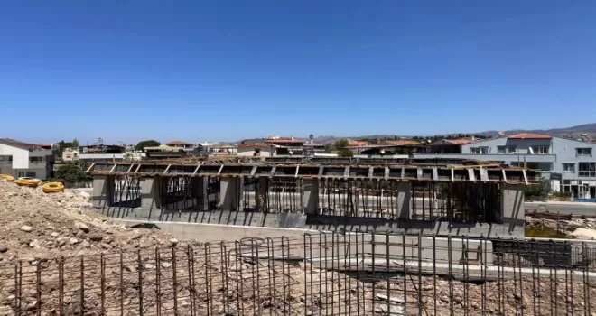 Dikili’de yeni itfaiye hizmet binası yükseliyor