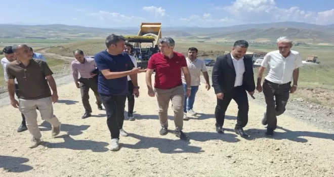 Diyadin Kaymakamı Korkusuz’dan köy yollarına yakın mercek
