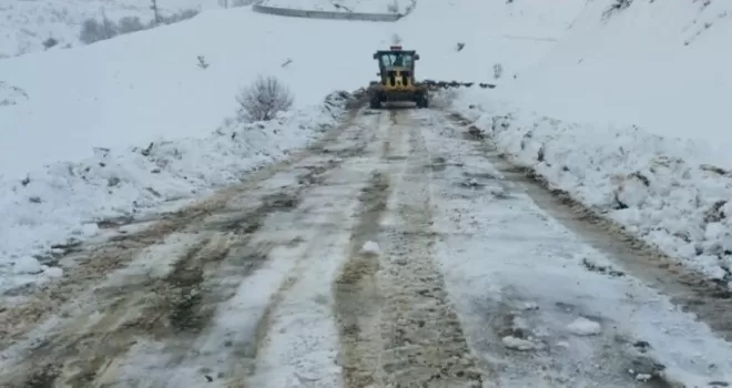 Diyarbakır’da 69 kırsal mahallenin yolu ulaşıma açıldı