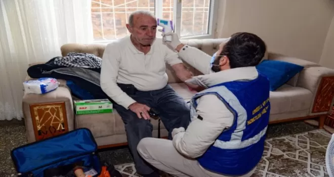 Diyarbakır’da yaşı ilerlemiş yurttaşlara evde bakım desteği