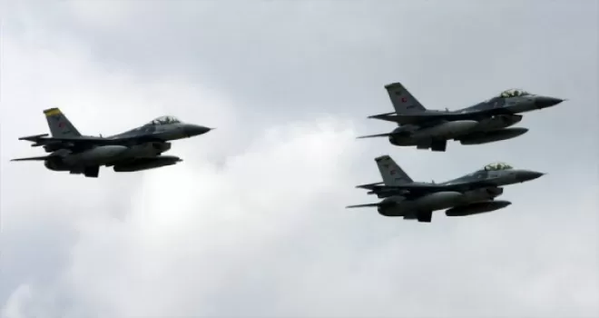 Dört askerin şehit olduğu bölgeye hava harekatı