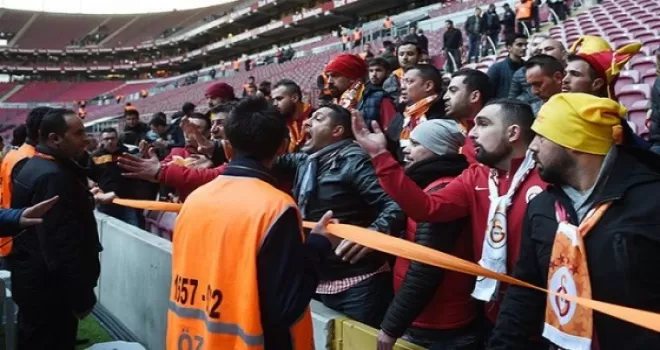 Dünya basını derbinin ertelenmesini böyle duyurdu
