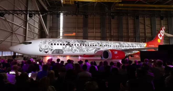Dünyanın dövme tasarımlı ilk uçağı havalandı