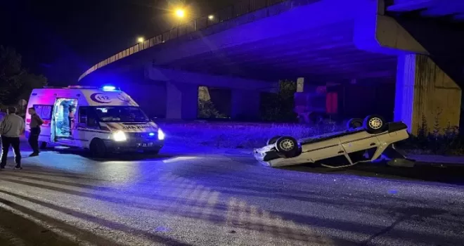 Düzce’de alkollü sürücü kaza yaptı