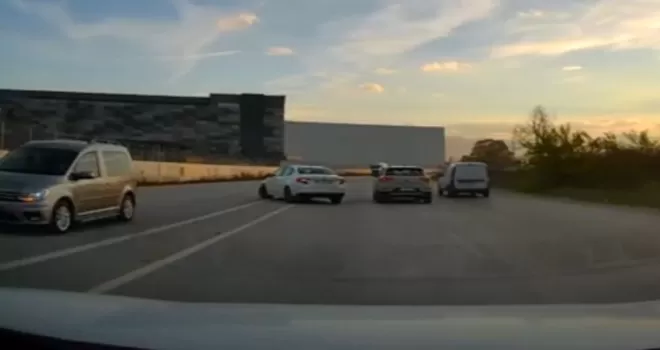 Düzce’de kural tanımazlar zor anlar yaşattı!