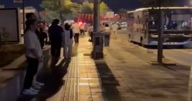 Düzceliler saygı duruşunda