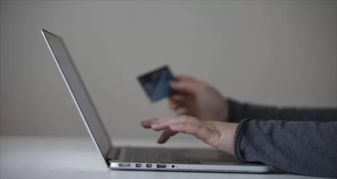'e-ticaret, yılın ilk çeyreğinde yüzde 64 büyüdü'
