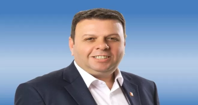 Ediz Ün’de CHP’ye dönüş sinyali... “Yakında yine yuvamda olacağım“