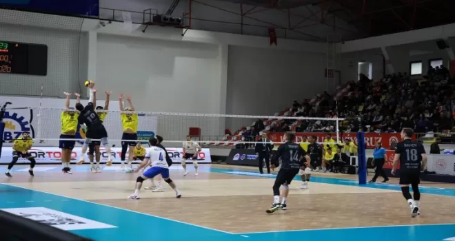 Efeler Ligi’nde normal sezon bitti