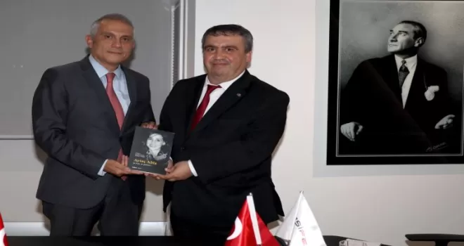 Emekli büyükelçiden ekonomi muhabirlerine ’protokol’ dersi