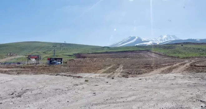 Erciyes Kayak Merkezi’nde kış sezonu hazırlıkları sürüyor