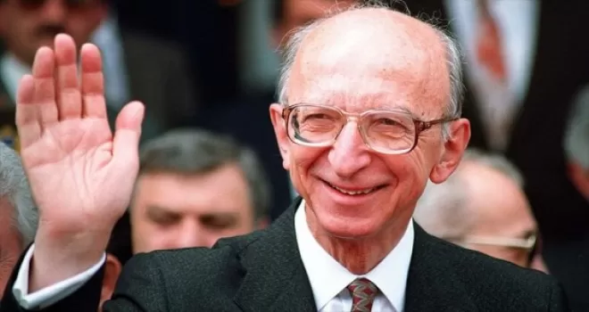 Erdal İnönü'nün vefatının üzerinden 11 yıl geçti