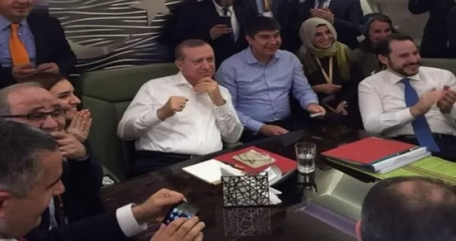 Erdoğan, Avusturya-Türkiye maçını uçakta izledi