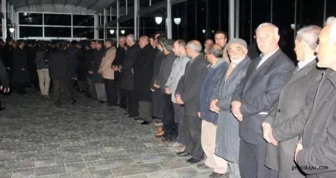 Erzurum'da Bakan kuyruğu