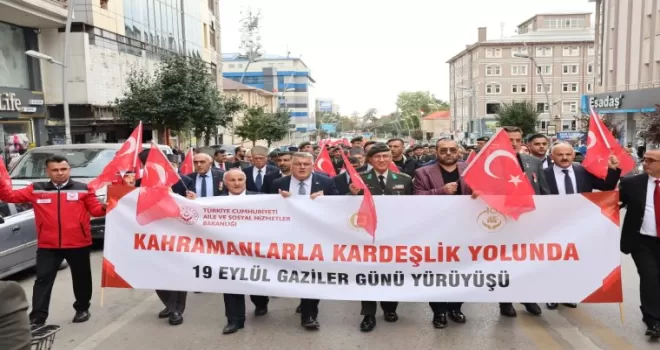 Erzurum’da gaziler için anlamlı yürüyüş